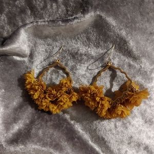 Big fluffly fashion earrings